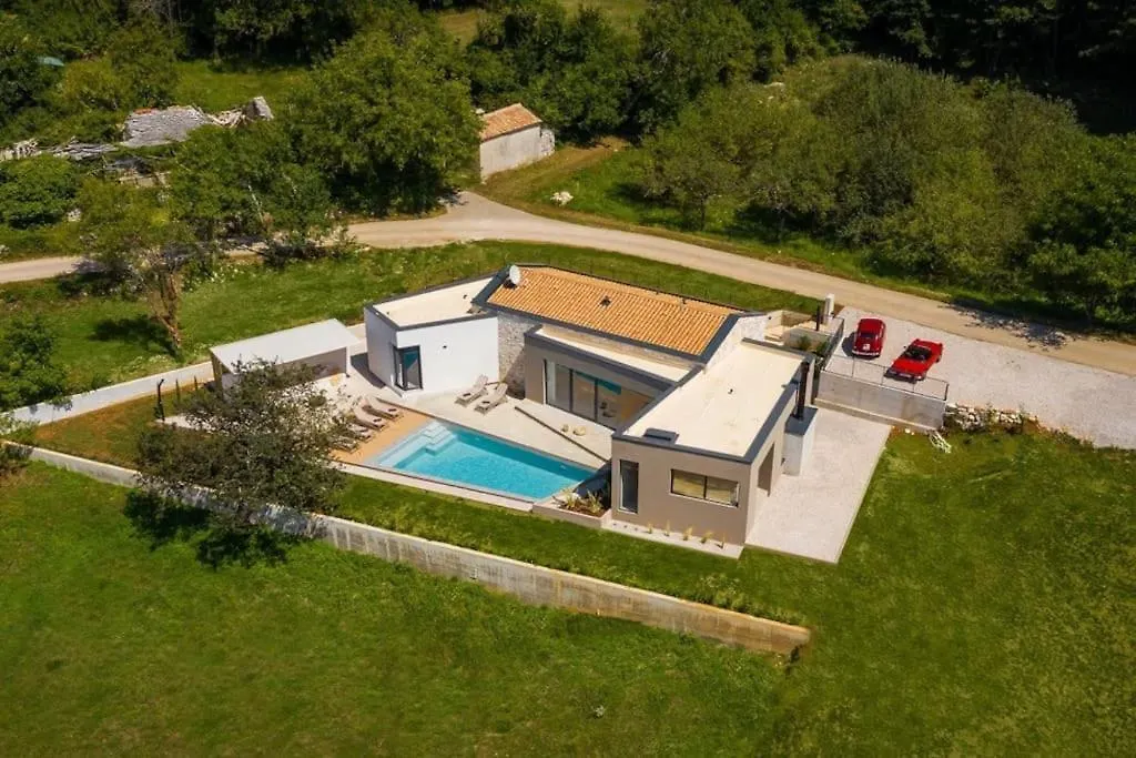 Villa Zel Pazin